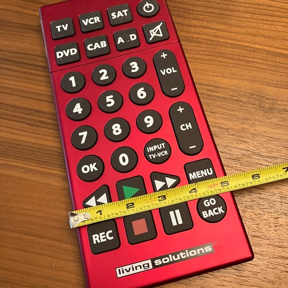 Living Solutions Colossal Universal TV VCR DVD AUDIO CABLE XL Remote Control Red - Picture 10 of 13